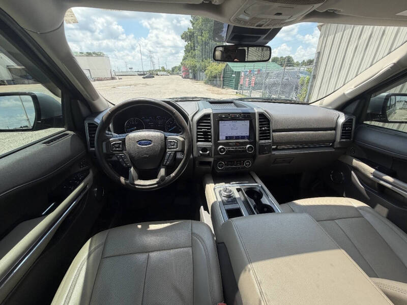 2020 Ford Expedition XLT