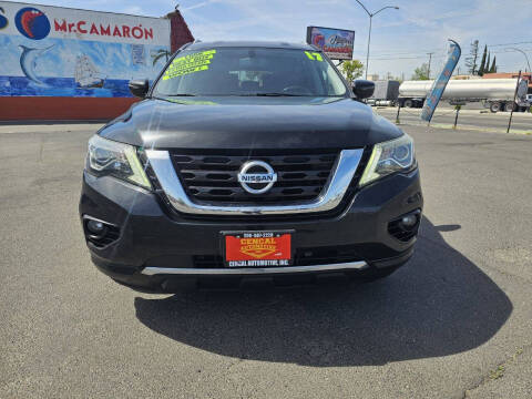 2017 Nissan Pathfinder SV