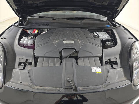 2022 Porsche Cayenne Platinum Edition