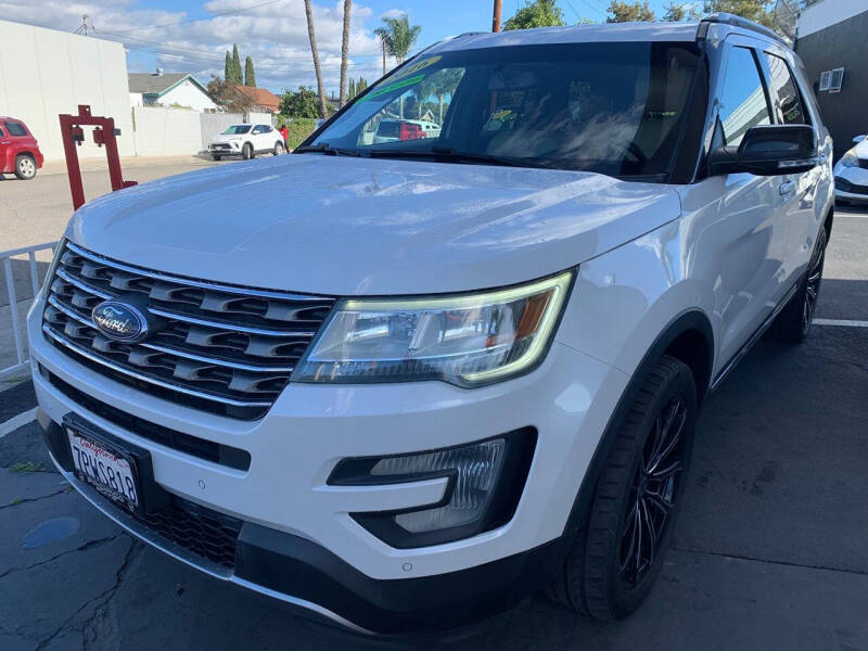 2016 Ford Explorer XLT's photo