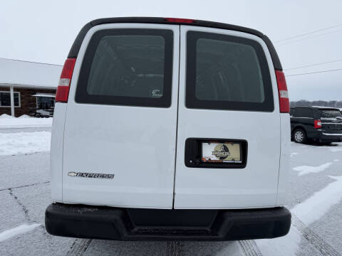 2021 Chevrolet Express 2500