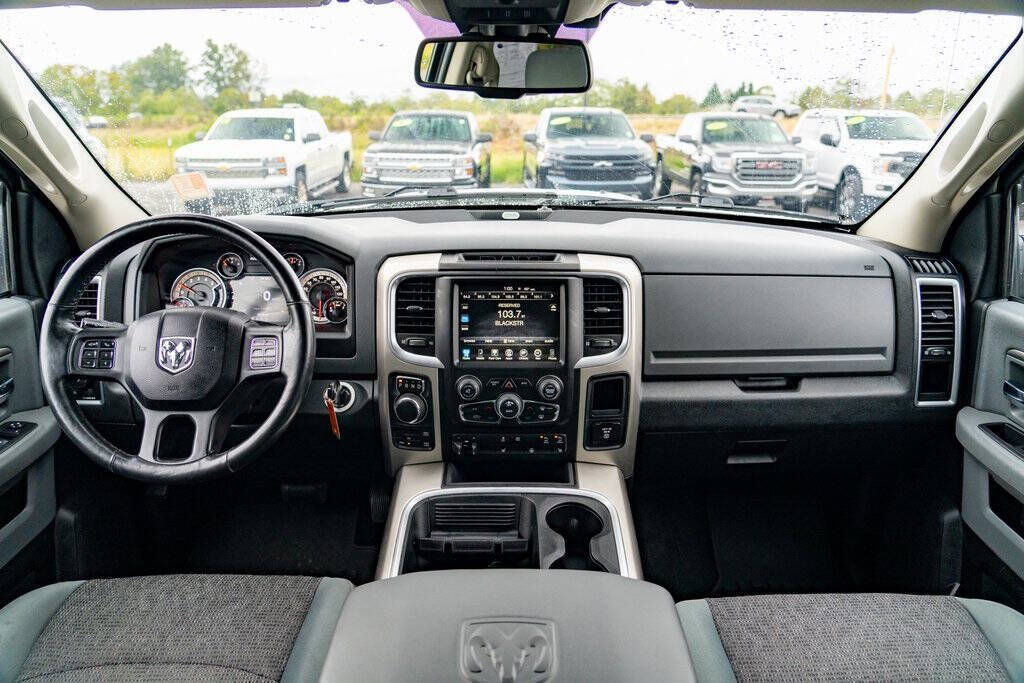 2016 Ram 1500 for sale at Auto Destination in Puyallup, WA