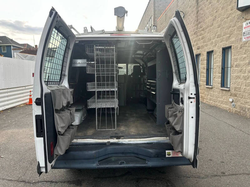 2010 Ford E-Series E-250