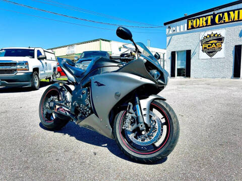 2013 Yamaha YZF-R1 (Matte Gray)