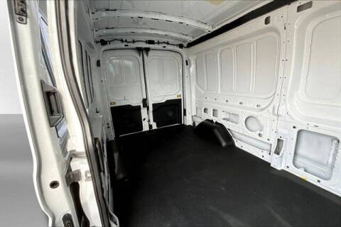 2025 Ford Transit 250