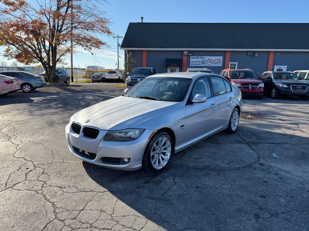 2011 BMW 3 Series for sale at AVS AUTO GROUP LLC in CLEVELAND, OH