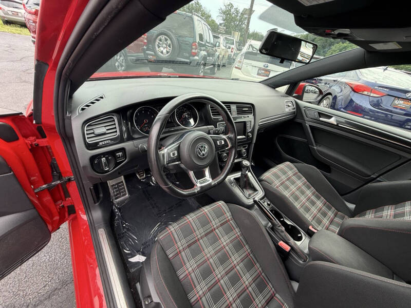 2015 Volkswagen Golf GTI S
