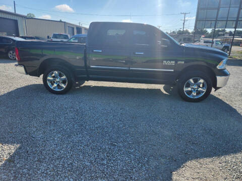 2016 RAM 1500 SLT