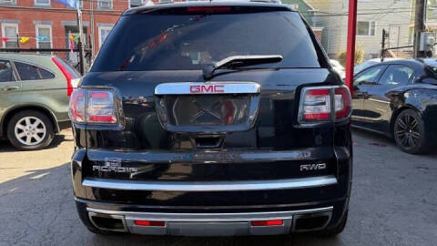 2013 GMC Acadia Denali