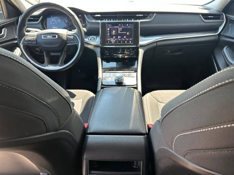 2022 Jeep Grand Cherokee