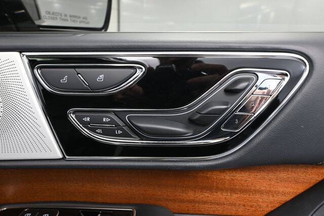 2022 Lincoln Navigator Black Label