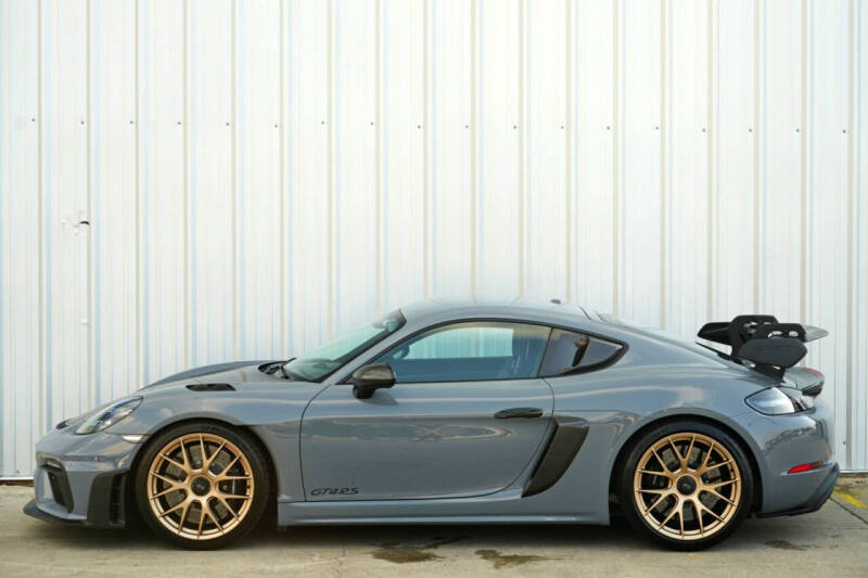 2024 Porsche 718 Cayman GT4 RS