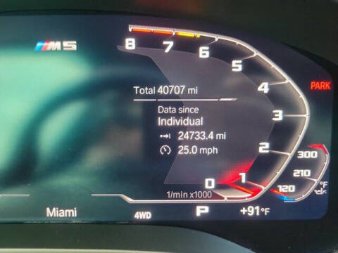 2023 BMW M5