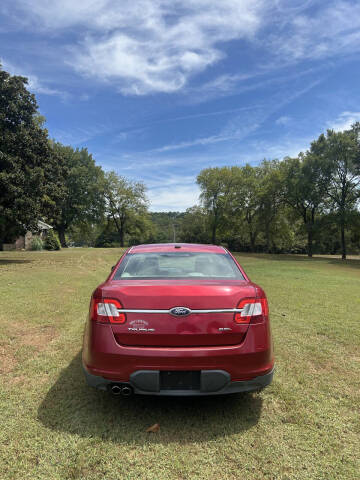 2011 Ford Taurus SEL