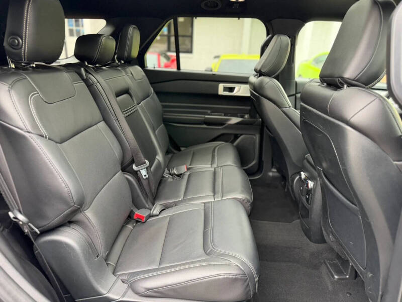 2020 Ford Explorer ST