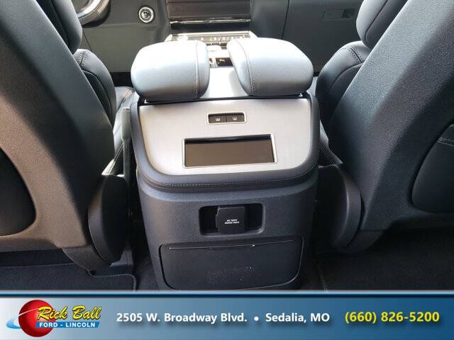 2025 Lincoln Navigator Reserve