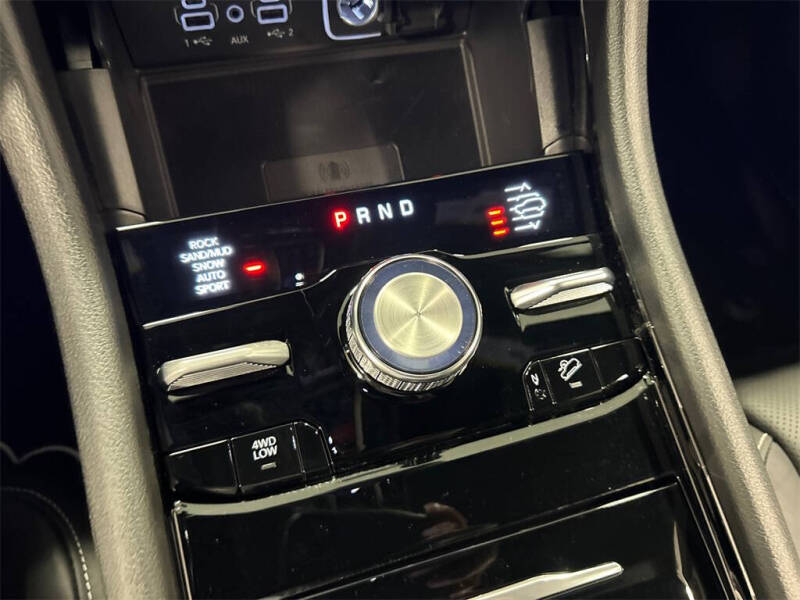 2025 Jeep Grand Cherokee Overland