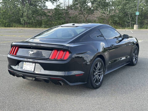 2016 Ford Mustang EcoBoost Premium