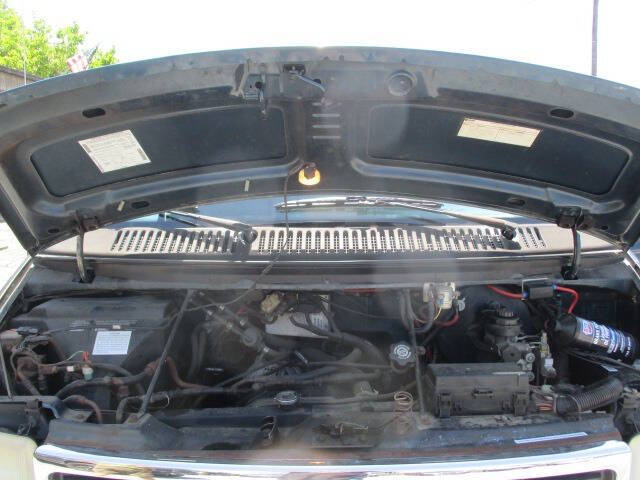 1996 Dodge Ram Van 2500