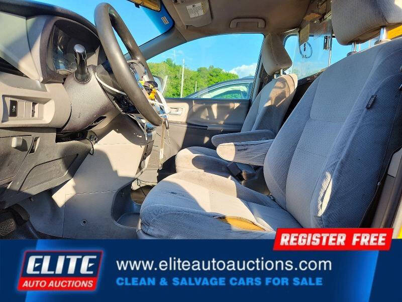2016 Toyota Sienna