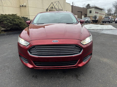 2013 Ford Fusion SE