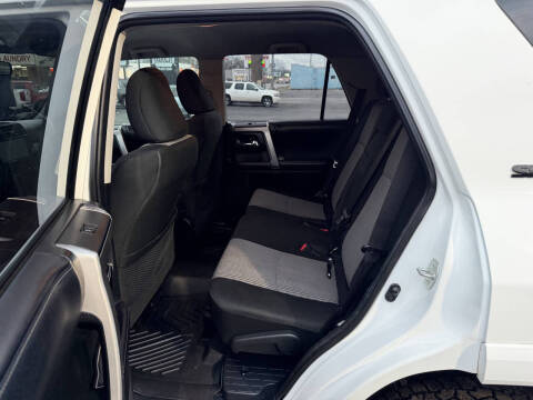 2018 Toyota 4Runner SR5