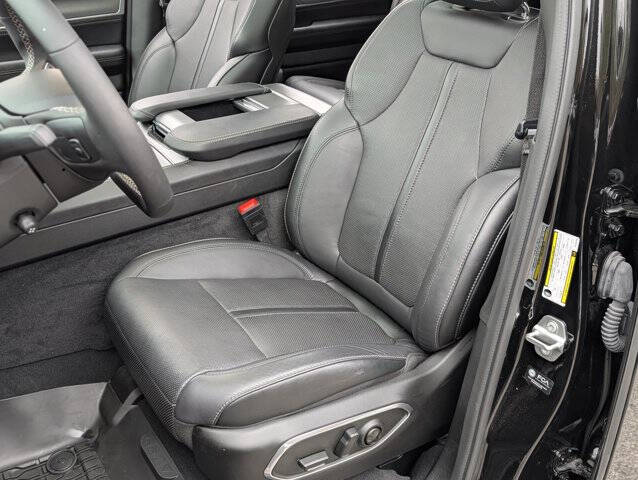 2024 Jeep Wagoneer Carbide