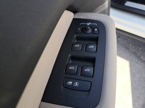 2026 Volvo XC60 B5 Core