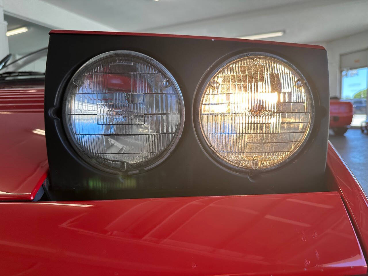 1988 Ferrari Mondial 3.2 37