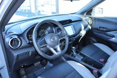 2021 Nissan Kicks SR