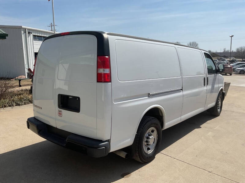 2020 Chevrolet Express 3500