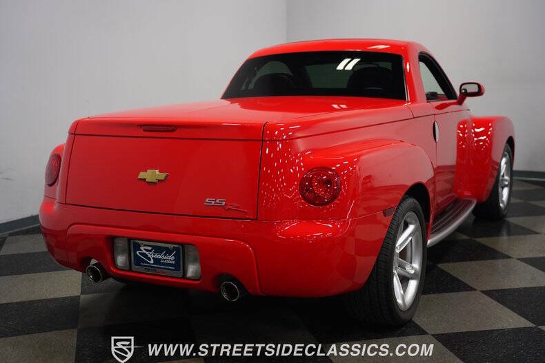 2004 Chevrolet SSR LS