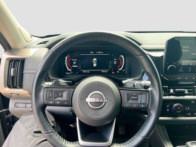 2022 Nissan Pathfinder Platinum