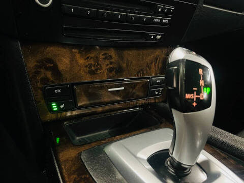 2008 BMW 5 Series 528xi