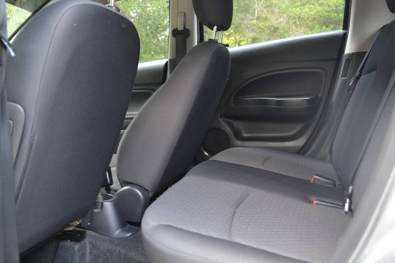 2017 Mitsubishi Mirage ES