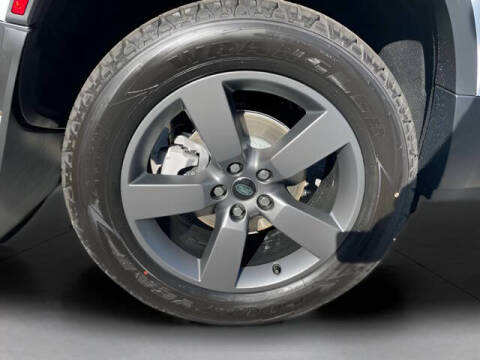 2025 Land Rover Defender 90 P300 S