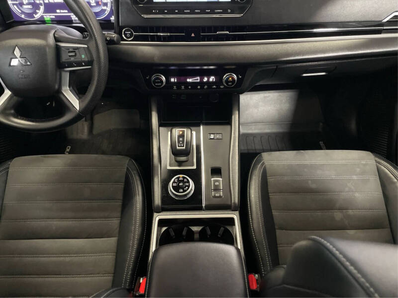 2023 Mitsubishi Outlander PHEV