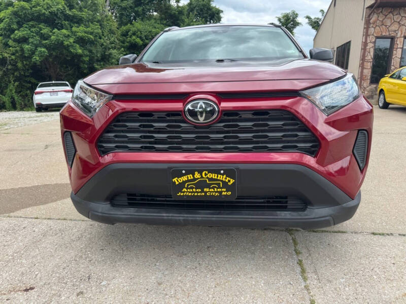 2020 Toyota RAV4 LE