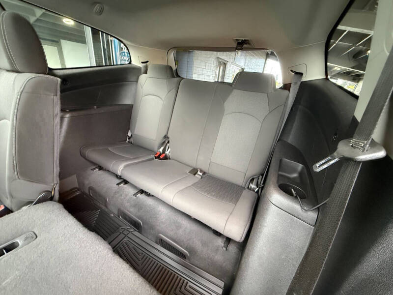 2016 Chevrolet Traverse LT