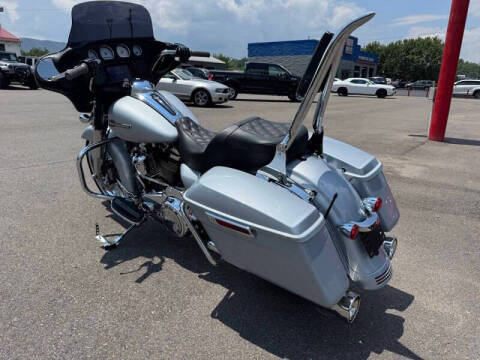 2023 Harley-Davidson Street Glide