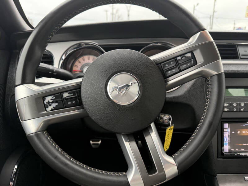 2012 Ford Mustang V6 Premium