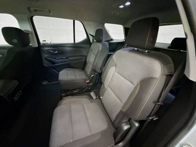 2018 Chevrolet Traverse LT Cloth