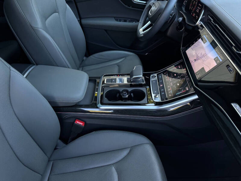 2025 Audi Q7 quattro Premium Plus 55 TFSI
