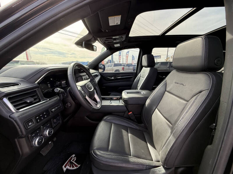 2024 GMC Yukon Denali