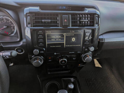 2024 Toyota 4Runner TRD Off-Road