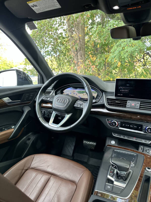 2020 Audi Q5 quattro Premium Plus 45 TFSI