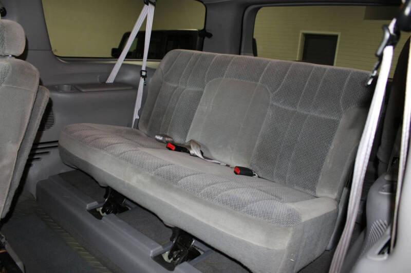 2000 Ford Excursion XLT