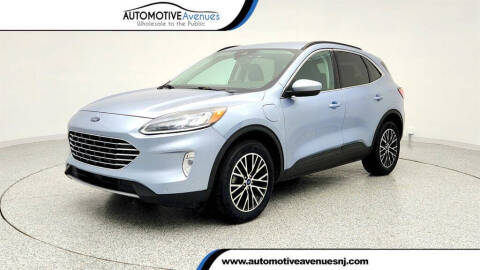 2022 Ford Escape Plug-In Hybrid Titanium