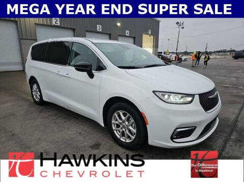 2024 Chrysler Pacifica Touring L