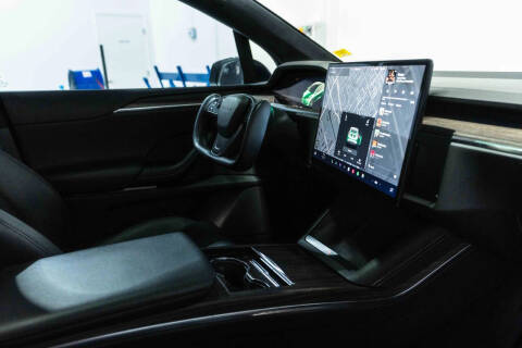 2023 Tesla Model X Standard Range